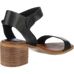 Kickers Volou Klassische Sandaletten -Weiche Schuhe 17448136 05