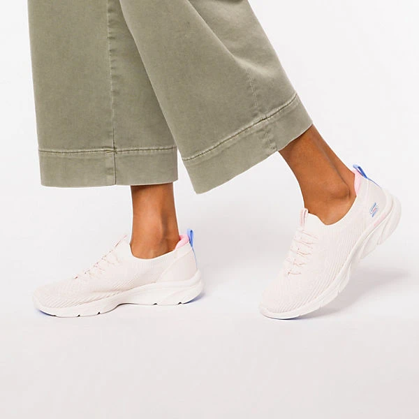 Skechers D'lux Comfort Bonus Prize Slip-On-Sneaker 4 Skechers D'lux Comfort Bonus Prize Slip-On-Sneaker – Bild 2