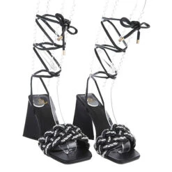 Sandalen & Sandaletten Hakenschnürung, Blockabsatz, Strass 9 Sandalen & Sandaletten Hakenschnürung, Blockabsatz, Strass -Weiche Schuhe 29129451 04